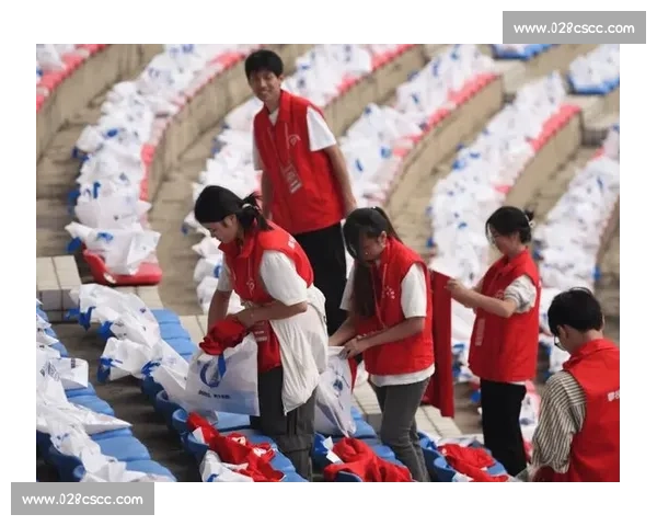 志愿者的 “哇” 声里,藏着赛场最燃的精彩 志愿者的 “哇” 声里,藏着赛场最燃的精彩